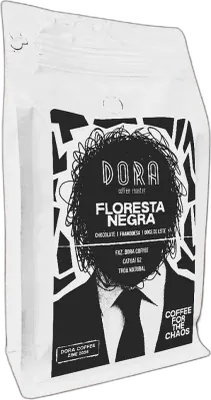 Floresta Negra, da torrefação Dora Coffee Roaster