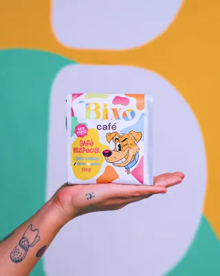 Café Vira-Lata Caramelo — Bixo Café