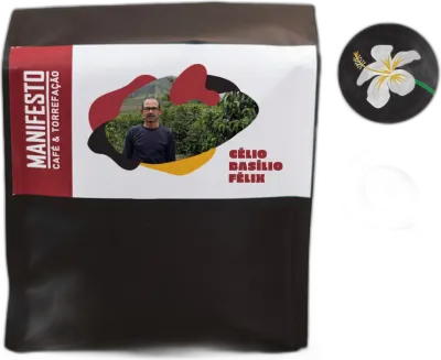 Bourbon e Catuaí 44, da torrefação Manifesto Café